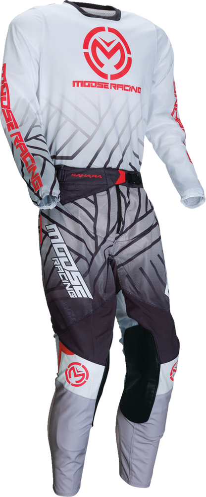 Black and white Moose Offroad Sahara jersey in small size, lightweight offroad apparel with performance-focused design.