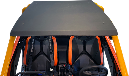 Moose Offroad UTV roof made of one-piece polyethylene with UV stabilizers, designed for durable outdoor protection.