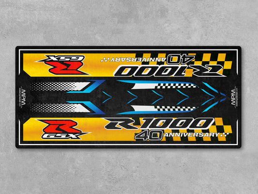 MPM Motorcycle Mat for Suzuki GSX-R1000 40th Anniversary - U102 - Howling Moto