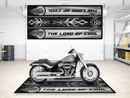 Motorcycle Mat For Cruiser Motorcycle "The Lord of Cool" - MM7308 - Howling Moto