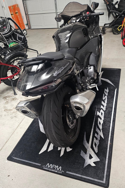 MPM Motorcycle Mat for Suzuki Hayabusa - MM7129 - Howling Moto
