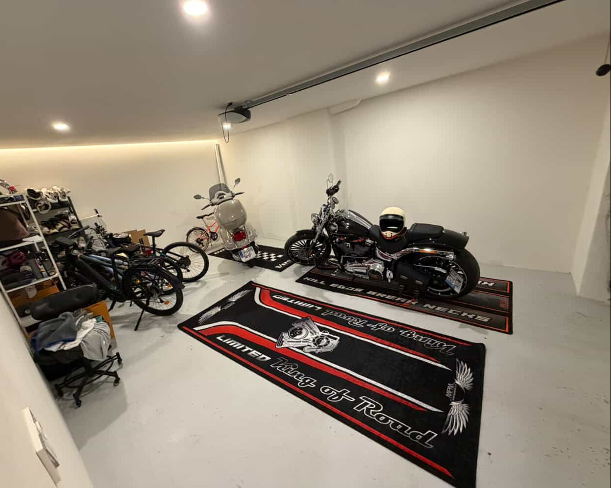 MPM Motorcycle Mat for Cruiser Motorcycle "King of Road Limited" - MM4121 - Howling Moto