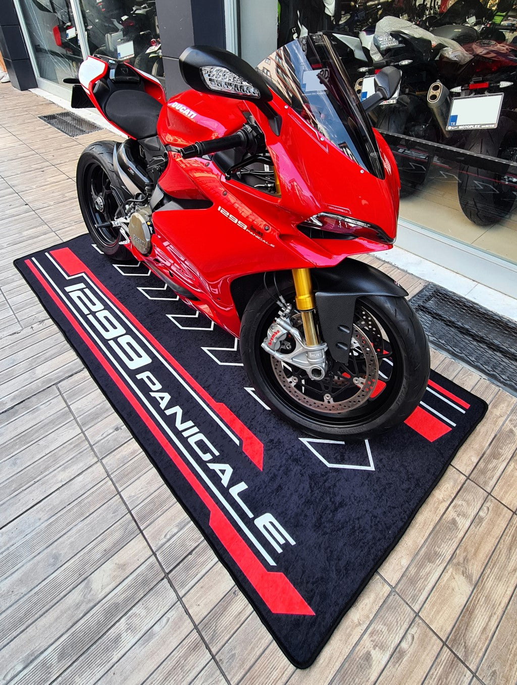 Designed Pit Mat for Ducati 1299 Panigale Motorcycle - MM7184 - Howling Moto