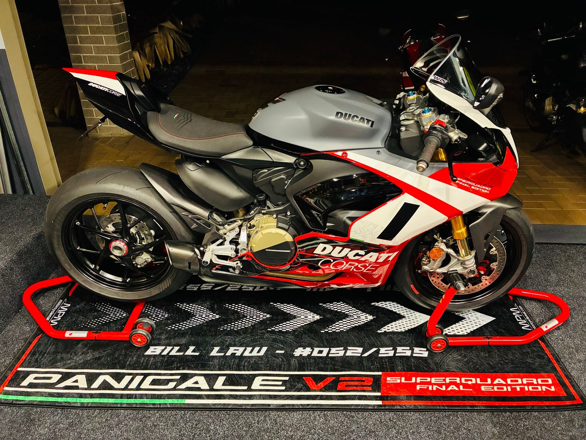 MPM Motorcycle Mat for Ducati Panigale V2 Superquadro Final Edition - MM4108 - Howling Moto