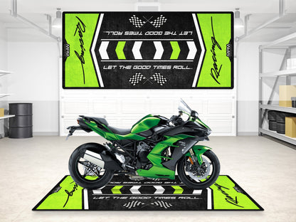MPM Motorcycle Mat for Kawasaki - MM7135 - Howling Moto