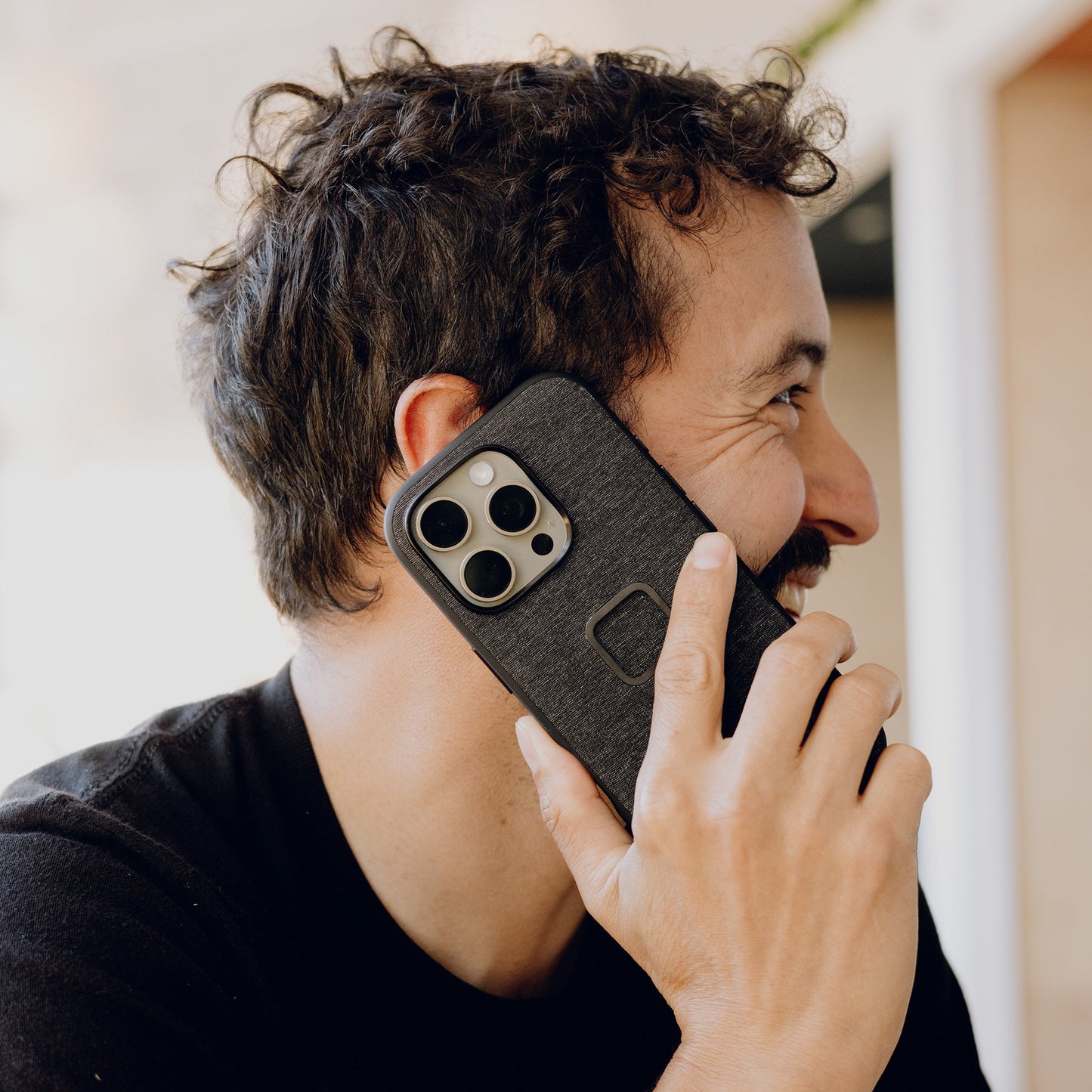 Everyday Case | iPhone 16 Pro Charcoal - Howling Moto