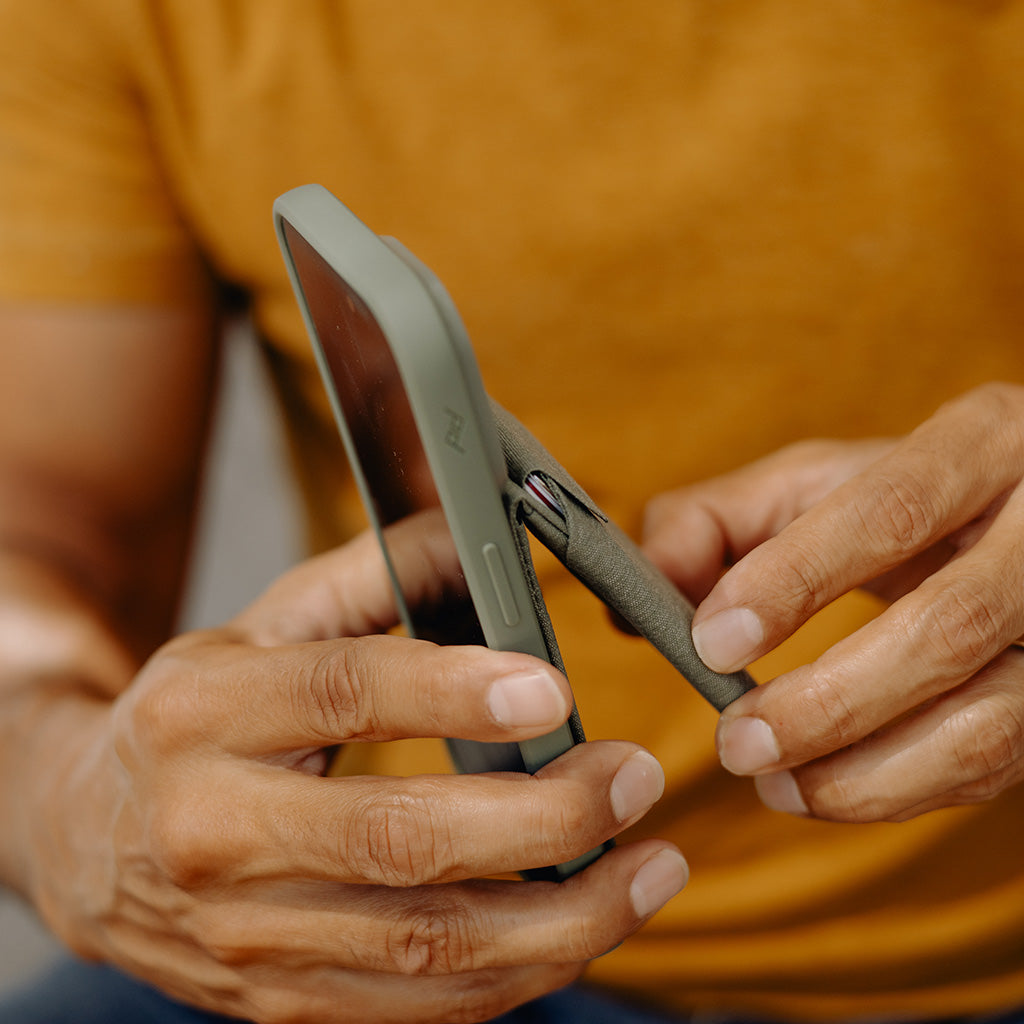 Mobile Wallet | Stand Wallet | Sage | Fabric - Howling Moto