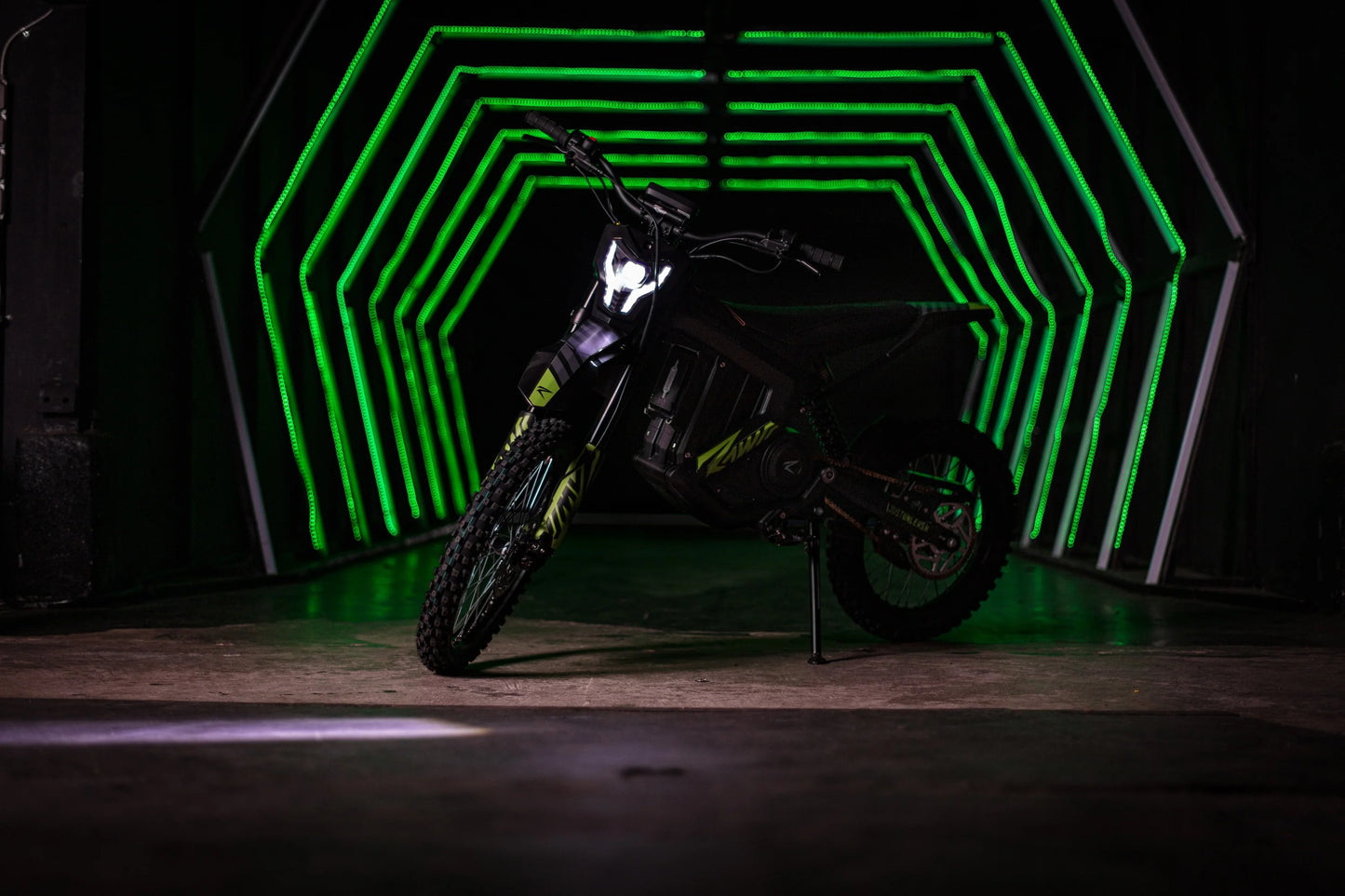Rawrr Mantis X 72 Volt - Howling Moto
