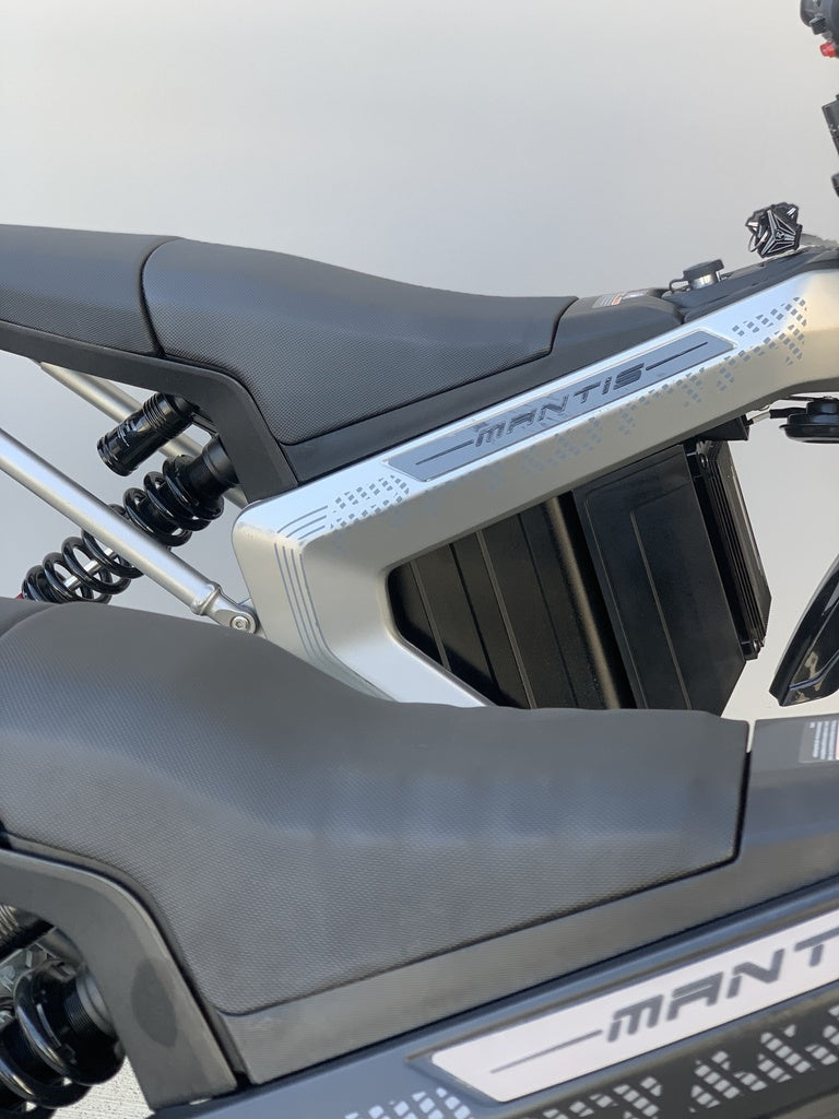 Rawrr Mantis Flat Seat - Howling Moto