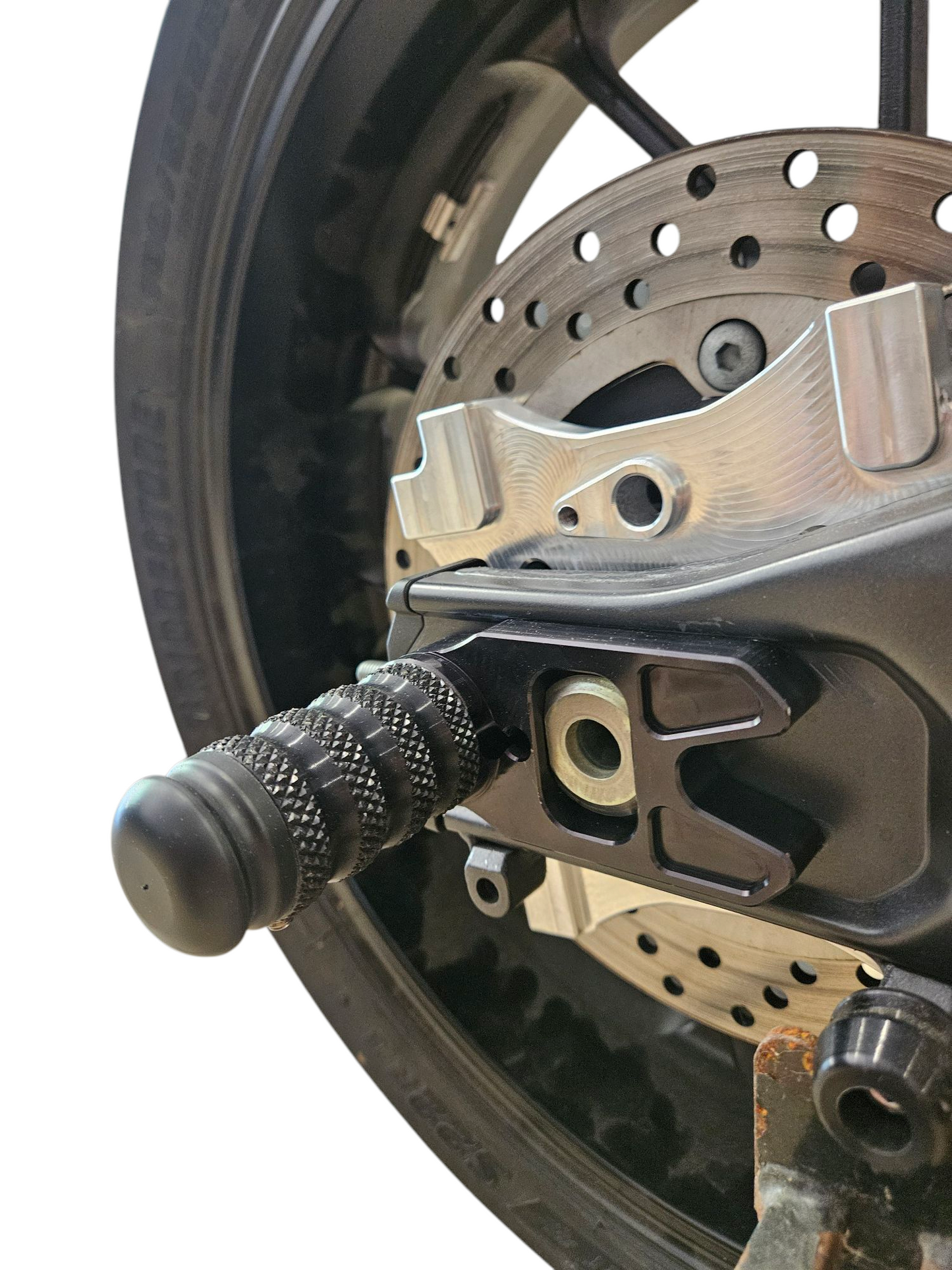 R7 FZ/MT07 REAR AXLE SLIDERS WITH AXLE BLOCKS - Howling Moto
