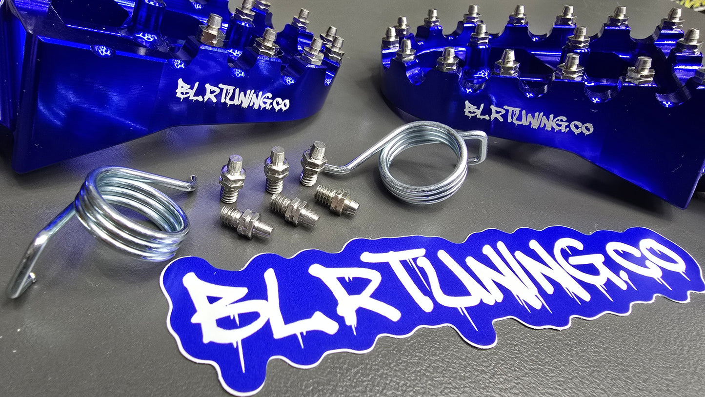 FOOT PEGS FOR RAWRR MANTIS X AND MANTIS X PRO BILLET ALUMINUM WITH STAINLESS STEEL TEETH BY BLR TUNING - Howling Moto