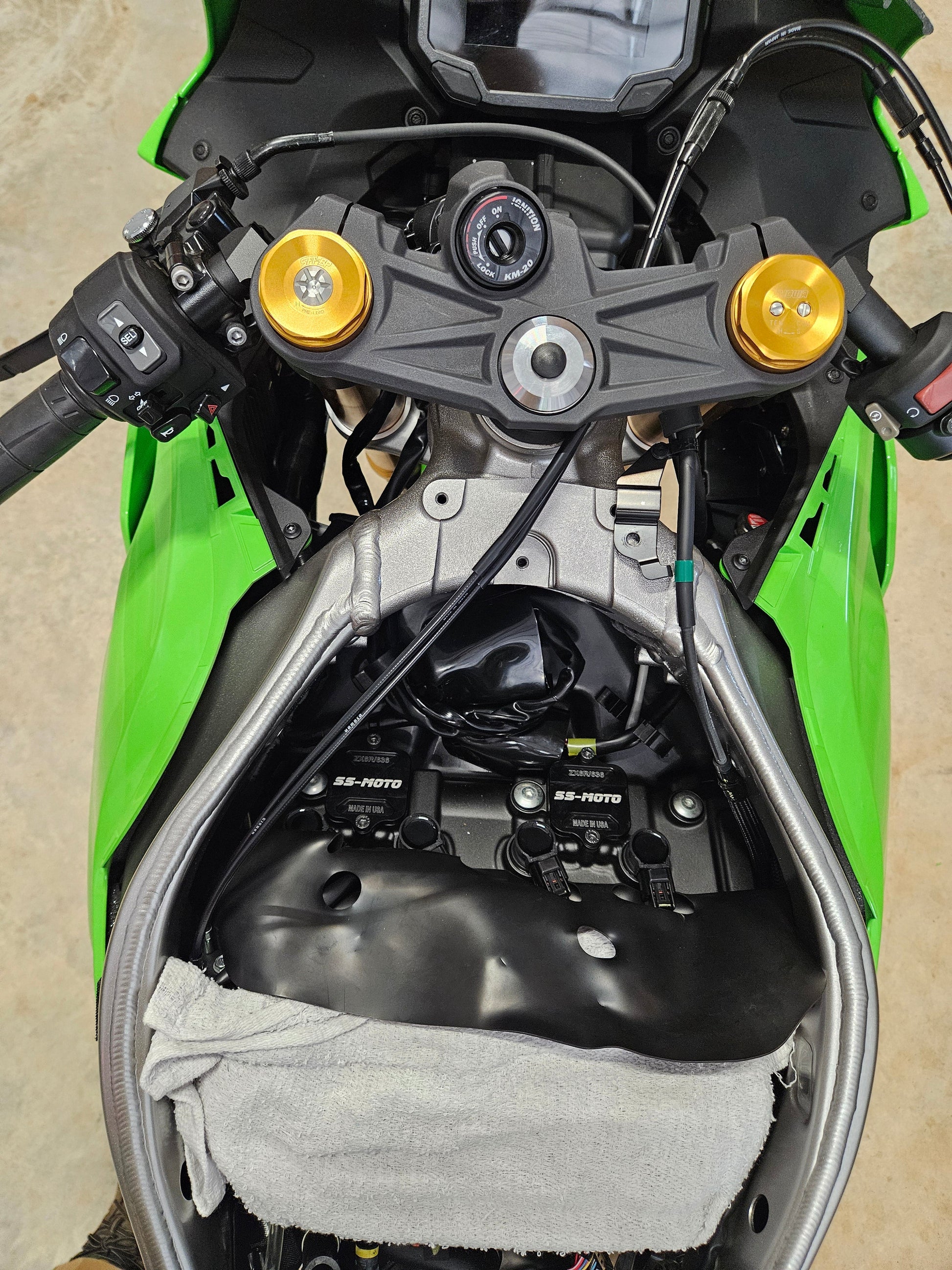 Motor Block Off Plates (Clean Air Mod) - Howling Moto