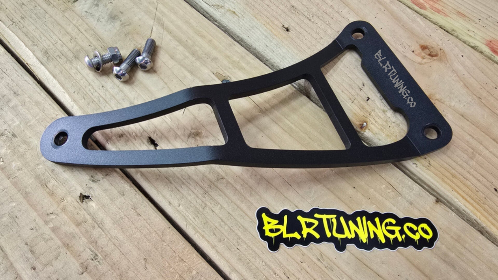 KAWASAKI NINJA ZX-10R ZX-10RR ZX1000 2011 - 2025 EXHAUST HANGER RIGHT SIDE PASSENGER PEG DELETE POWDER COATED BLACK ALUMINUM - Howling Moto