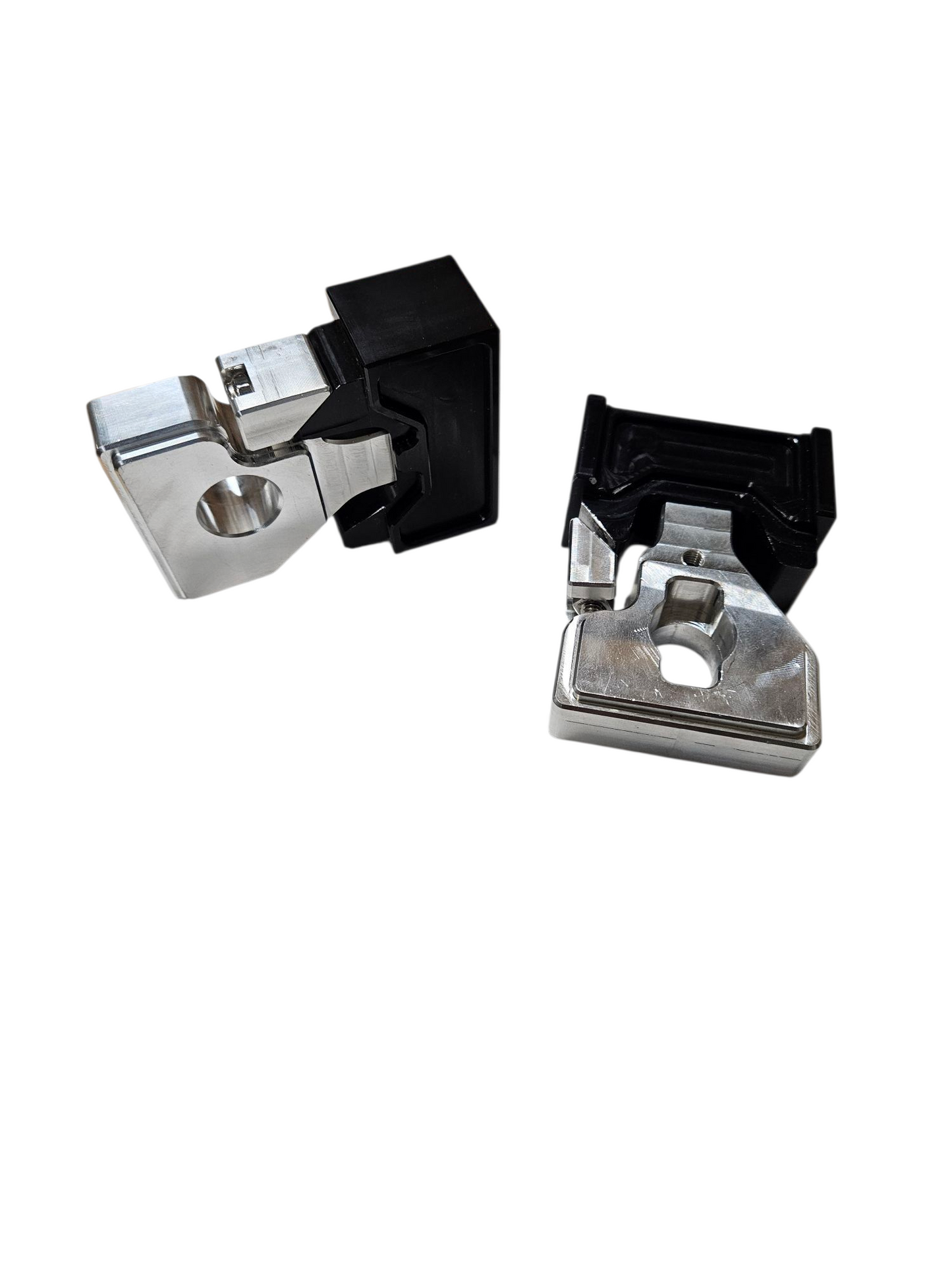 R7/FZ/MT07 AXLE ADJUSTERS - Howling Moto