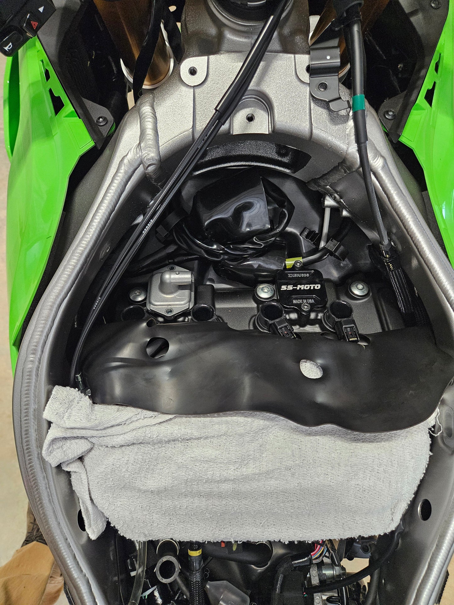 Motor Block Off Plates (Clean Air Mod) - Howling Moto