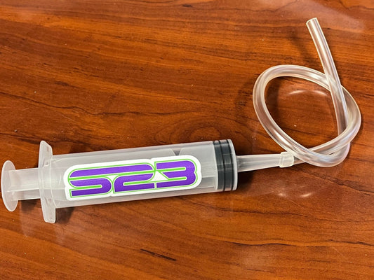 S23 Fluid Syringe kit - Howling Moto