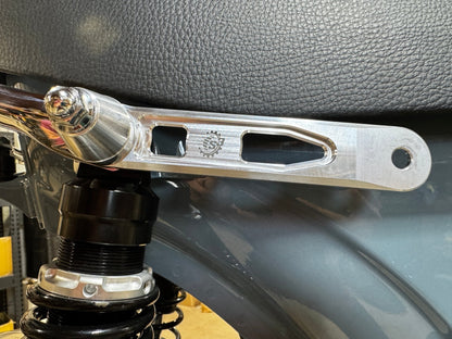 S3 Muffler mount - Honda DAX - Howling Moto
