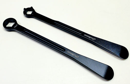 Warp9Racing Surron tire levers set for easy tire removal and installation on electric dirt bikes.