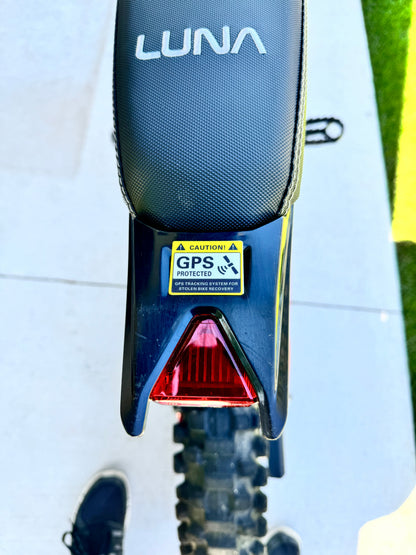 Anti Theft GPS Warning Sticker 3 Pack - Howling Moto
