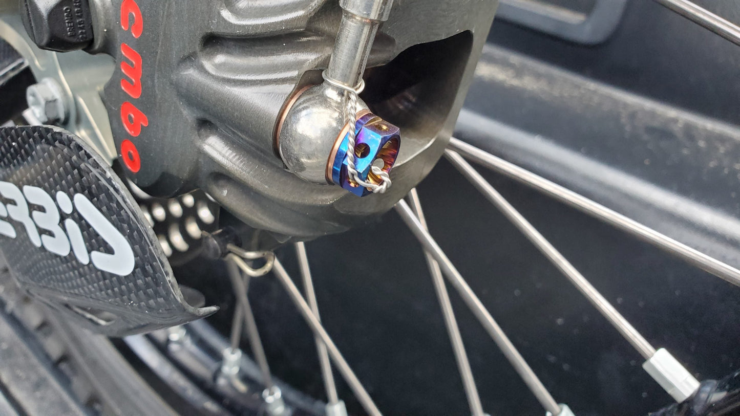 Titanium Banjo Brake Bolts (Collective) - Howling Moto