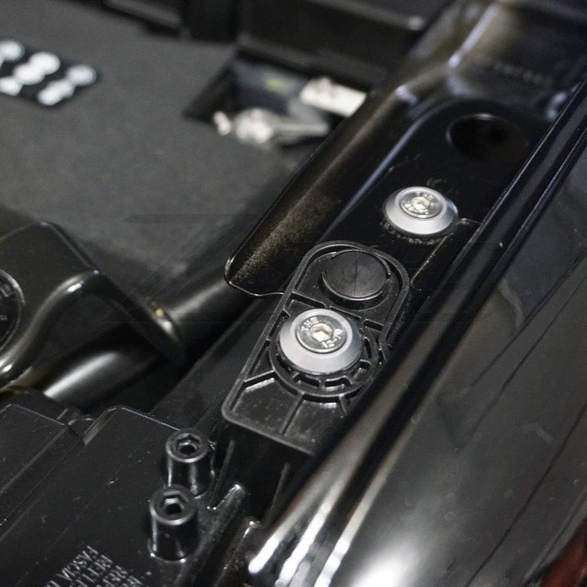 ZSPEC Stage-2 Dress Up Bolts® Fastener Kit for '14-20 Jeep Cherokee w/V6, Stainless & Billet - Howling Moto