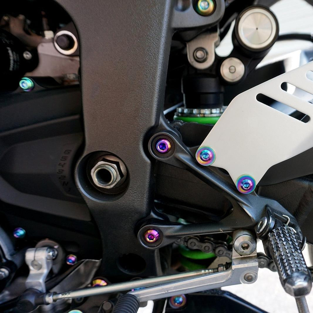 ZSPEC Titanium Dress Up Bolts® Fastener Kit for the Kawasaki Ninja 636 ZX6R - Howling Moto