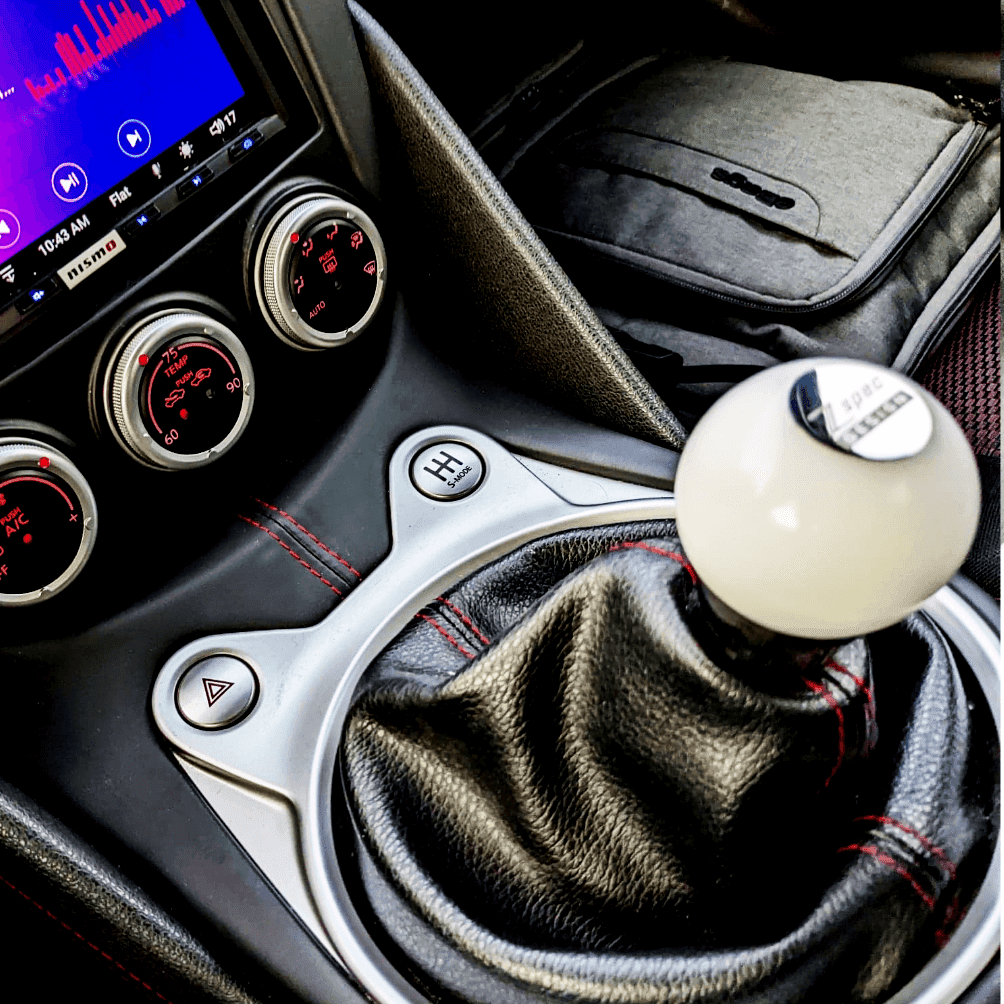 ZSPEC Round Shift Knob, M10-1.25, 207 Grams, 5-Speed, 300zx/240SX/3000GT/R32-33-34 - Howling Moto