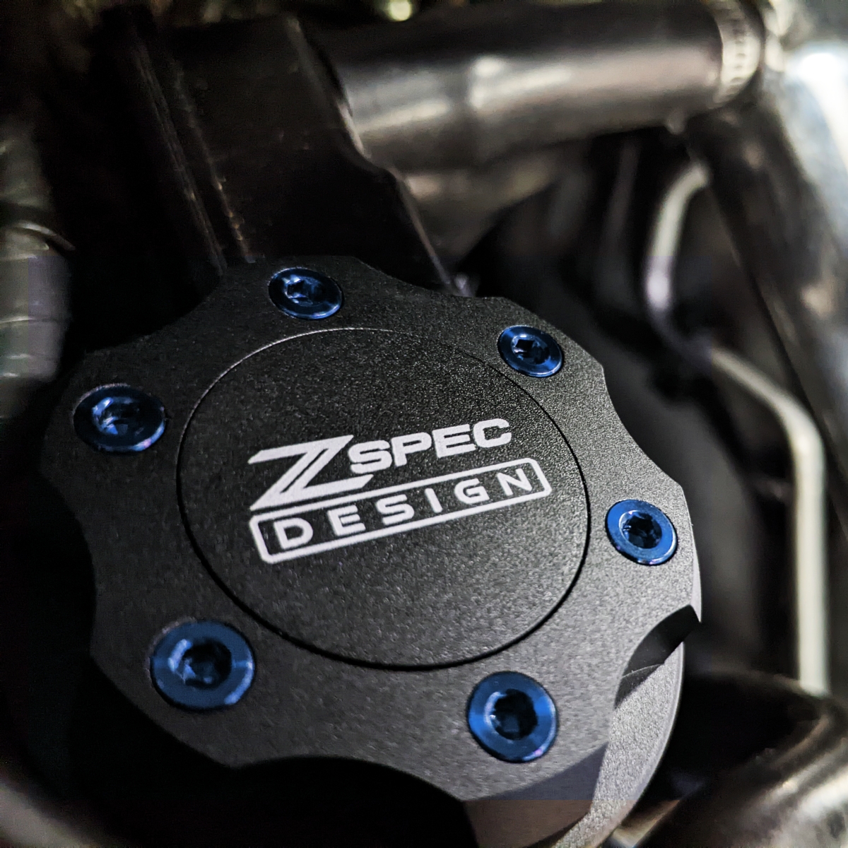 ZSPEC Billet Oil Filler Cap for Nissan/Infiniti/Datsun, Black Cap w/ Titanium Accent - Howling Moto