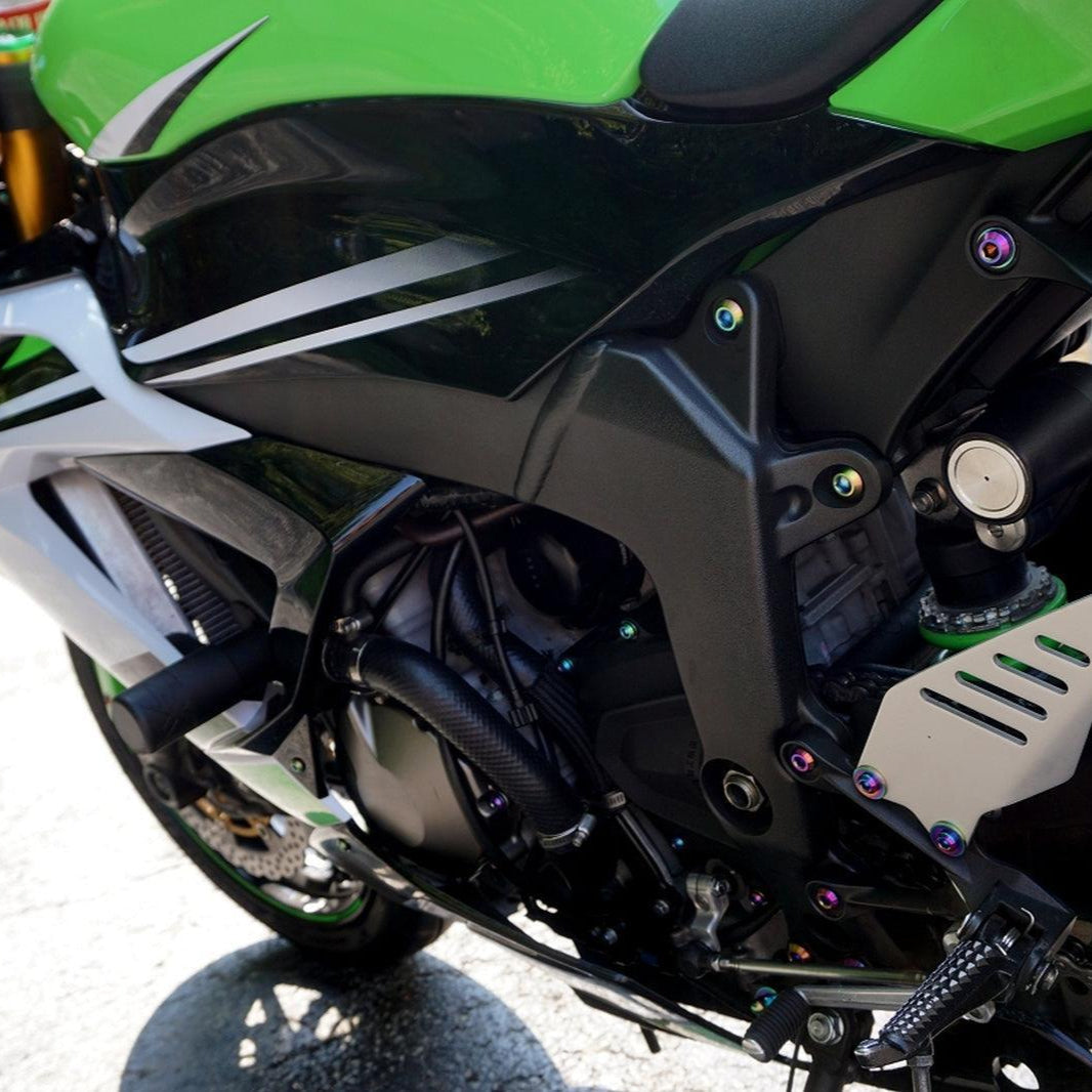 ZSPEC Titanium Dress Up Bolts® Fastener Kit for the Kawasaki Ninja 636 ZX6R - Howling Moto