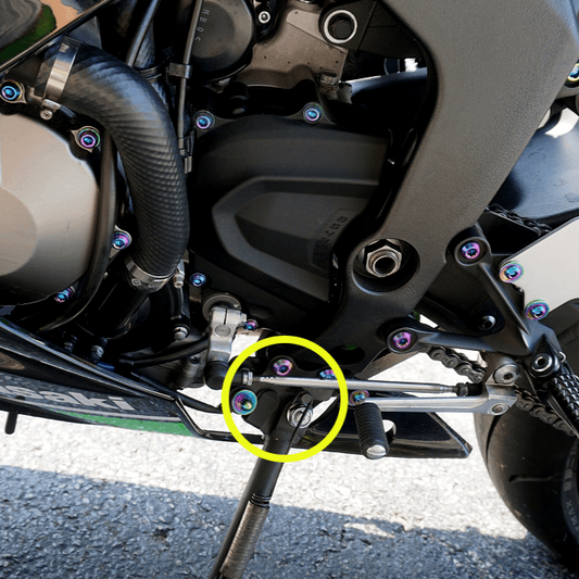ZSPEC Titanium Fasteners for the Kawasaki Ninja 636 ZX6R Kick-Stand - Howling Moto