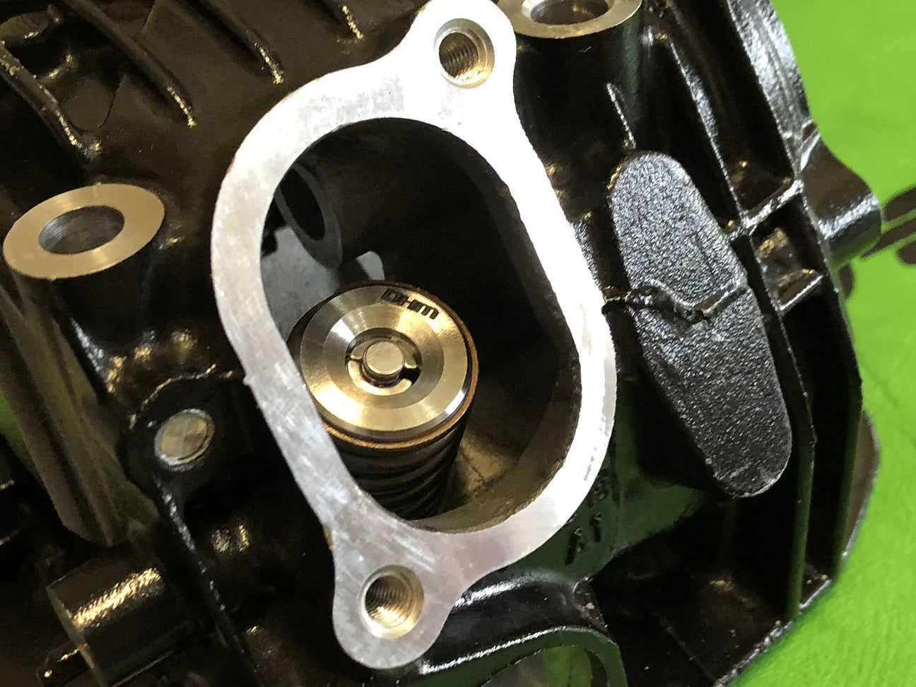 DHM 2-Valve Grom Titanium Retainers Honda Grom (2014-2020) - Howling Moto