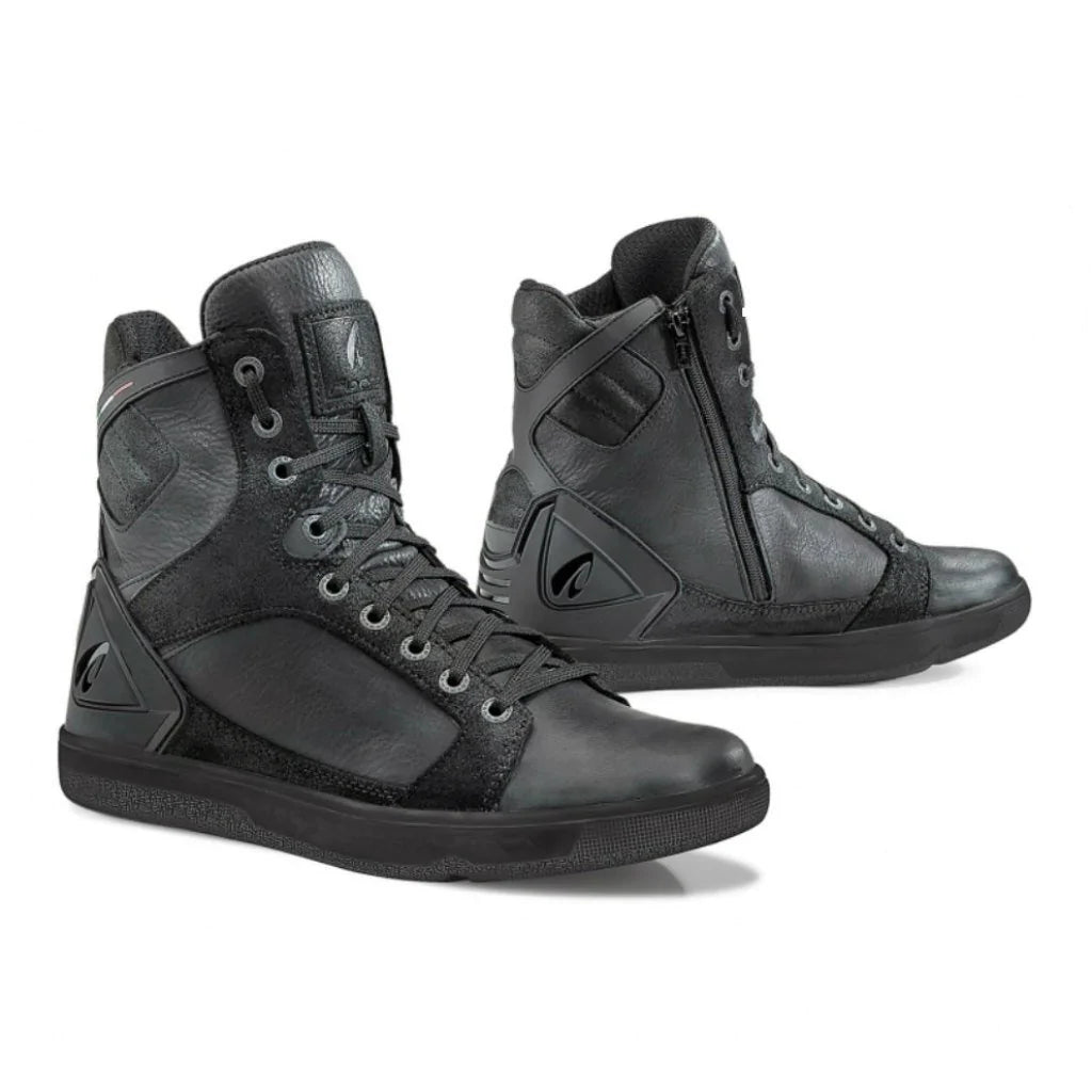 Forma Hyper Riding Shoe - Howling Moto