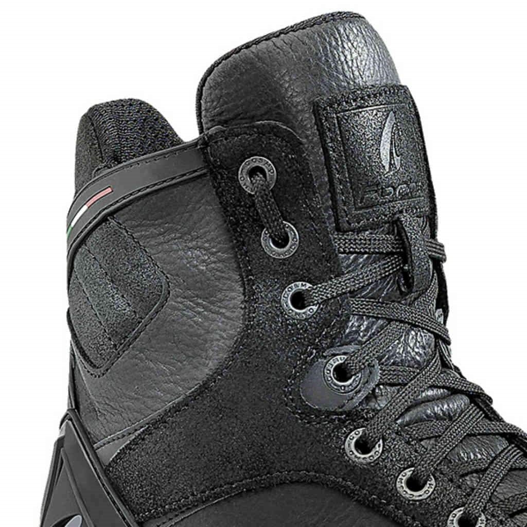 Forma Hyper Riding Shoe - Howling Moto