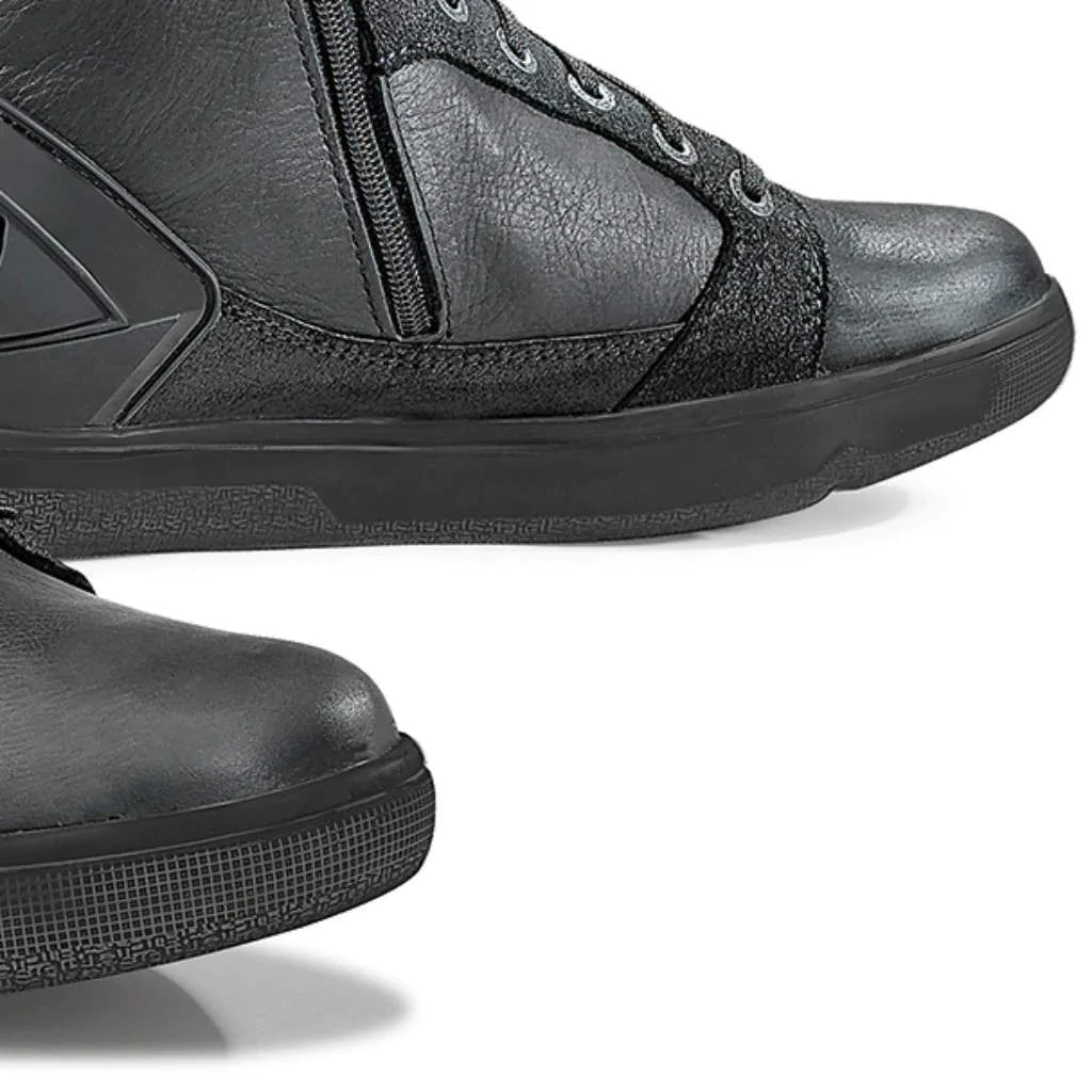 Forma Hyper Riding Shoe - Howling Moto